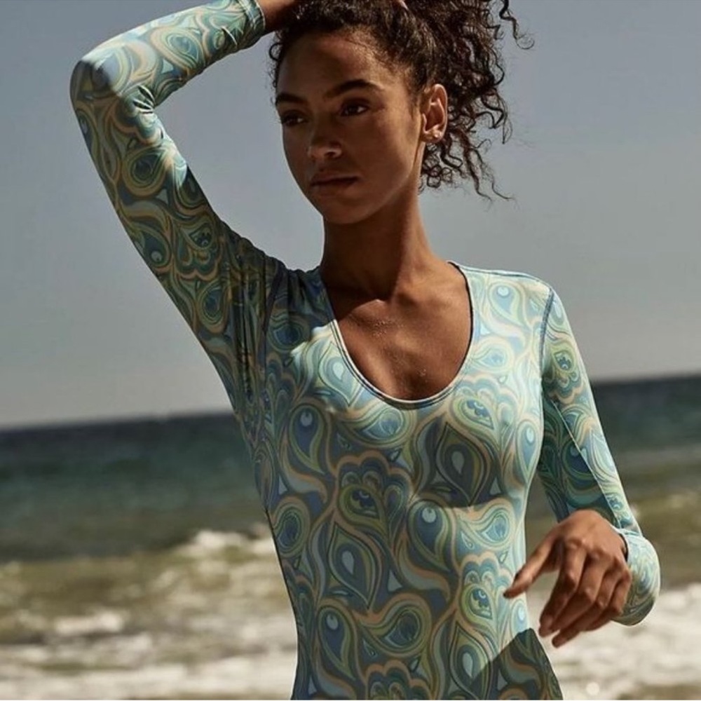 Seea x freepeople C suit